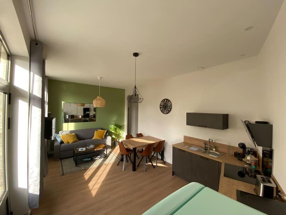Appartement Centre-Ville * Rdc * Clim * Wifi * Haut De Gamme * アングレーム エクステリア 写真